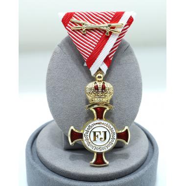 Golden Cross of Merit with the Crown and Swords (Austria-Hungary)