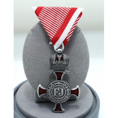 Silver Cross of Merit with the Crown (Austria-Hungary)