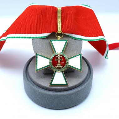 Order of Merit Commander’s Cross with War Ribbon (Hungary)