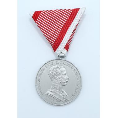 Bravery Medal 1st Class， Franz Joseph I（Austria-Hungary)